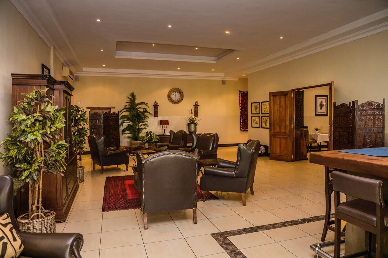 Royal Solwezi Hotel Exterior foto