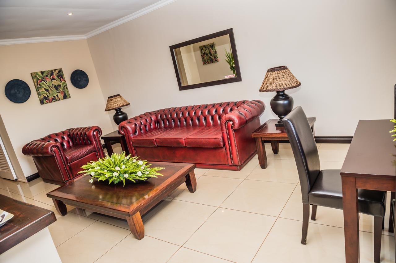 Royal Solwezi Hotel Exterior foto